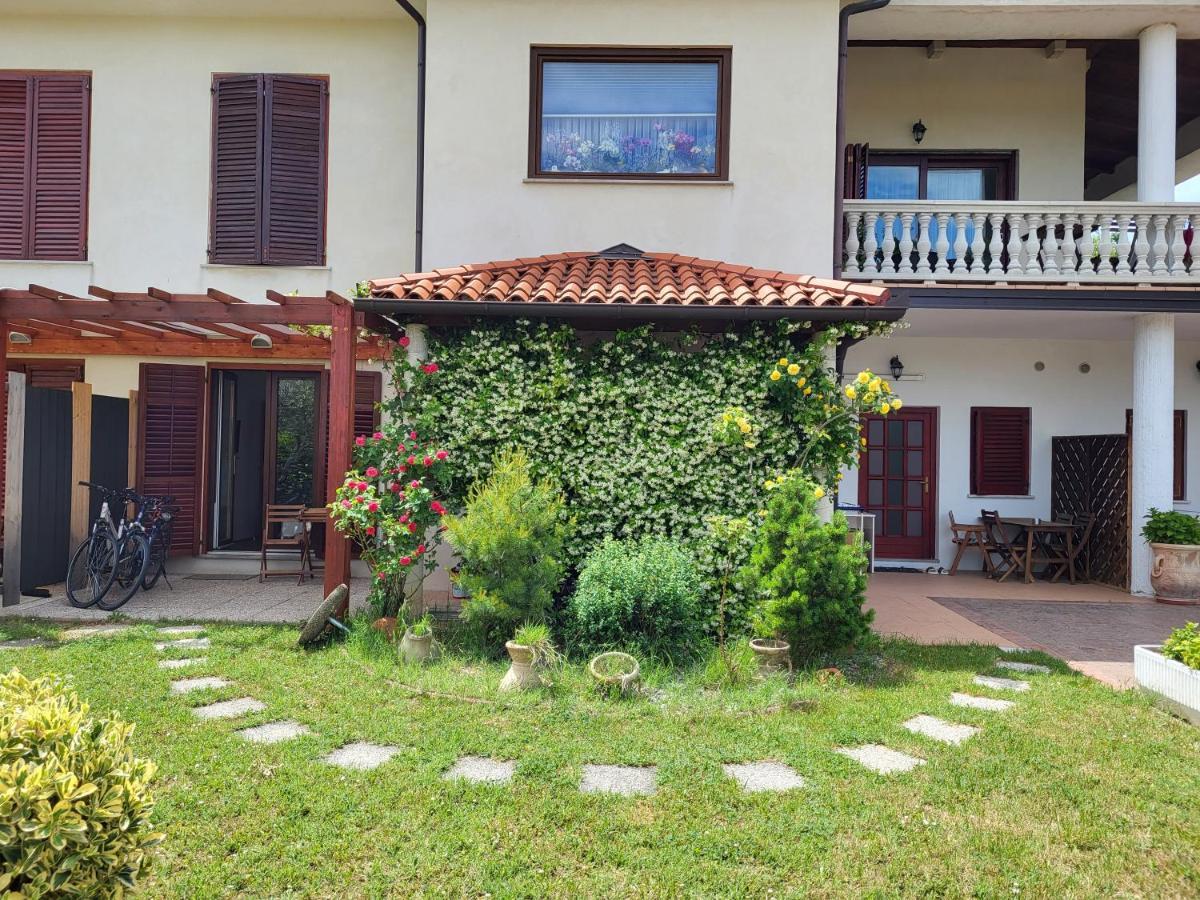 Apartmaji Tim Izola Luaran gambar