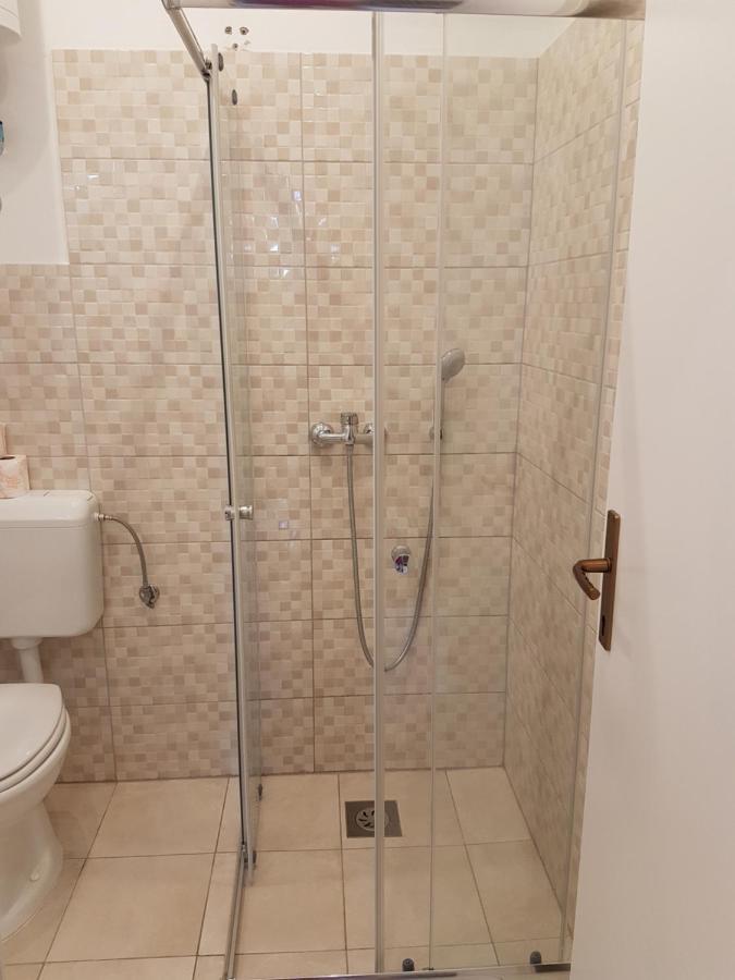 Apartmaji Tim Izola Luaran gambar